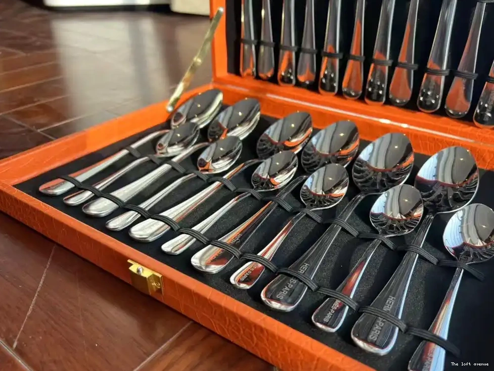 HERMES CUSTOM CUTLERY SET 0515